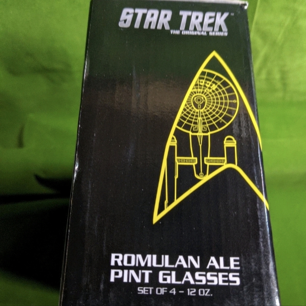 STAR TREK: The Original Series Romulan Ale Pint Glasses NIB - Picture 8 of 8